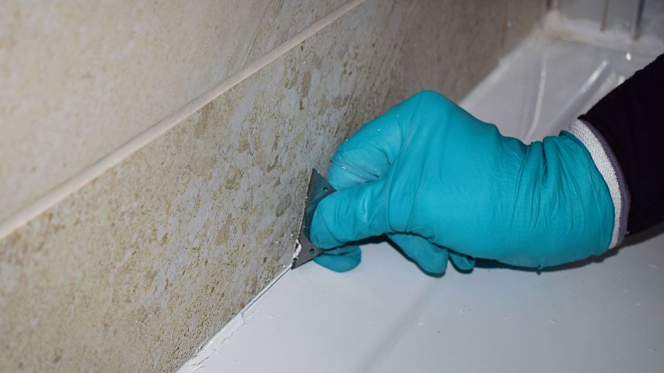 How to remove silicone sealant